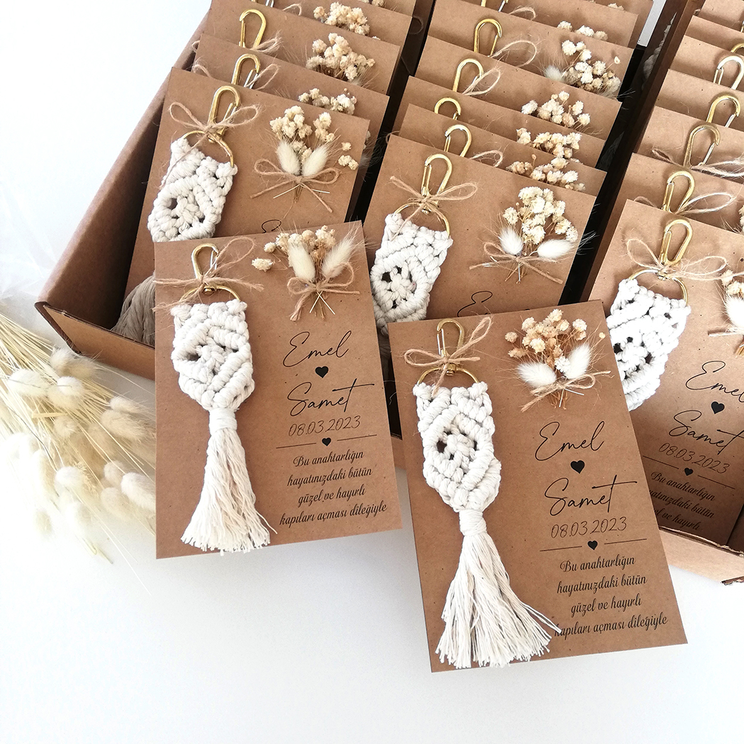 ORGANİZASYON HEDİYELİK TASARIM DÜĞÜN NİŞAN SÖZ NİKAH DOĞUM GÜNÜ MEVLİD SÜNNET KINA GECESİ HEDİYE MAKROME ÖRGÜ EPOKSİ ANAHTARLIK